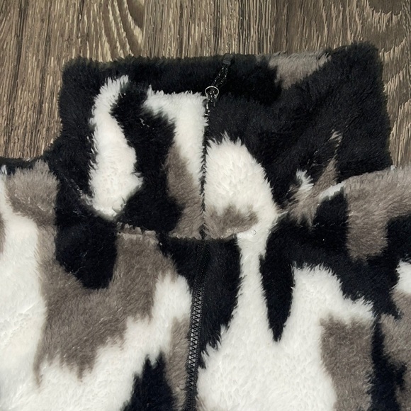 SOLD on eBay!! Eddie Bauer Women's Ultra Soft Plush Sleeve Pullover Size: XL - Picture 3 of 10